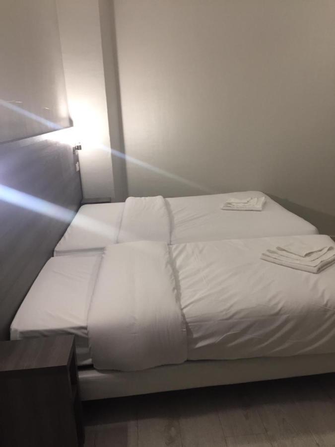 Pax Hotel 파리 외부 사진